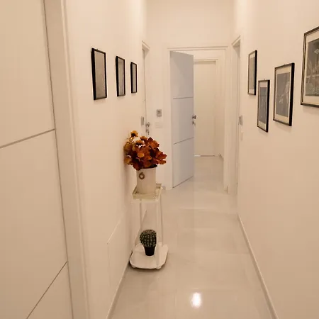 בית הארחה Montalbino House - And *