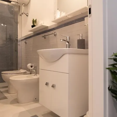 בית הארחה Montalbino House - And